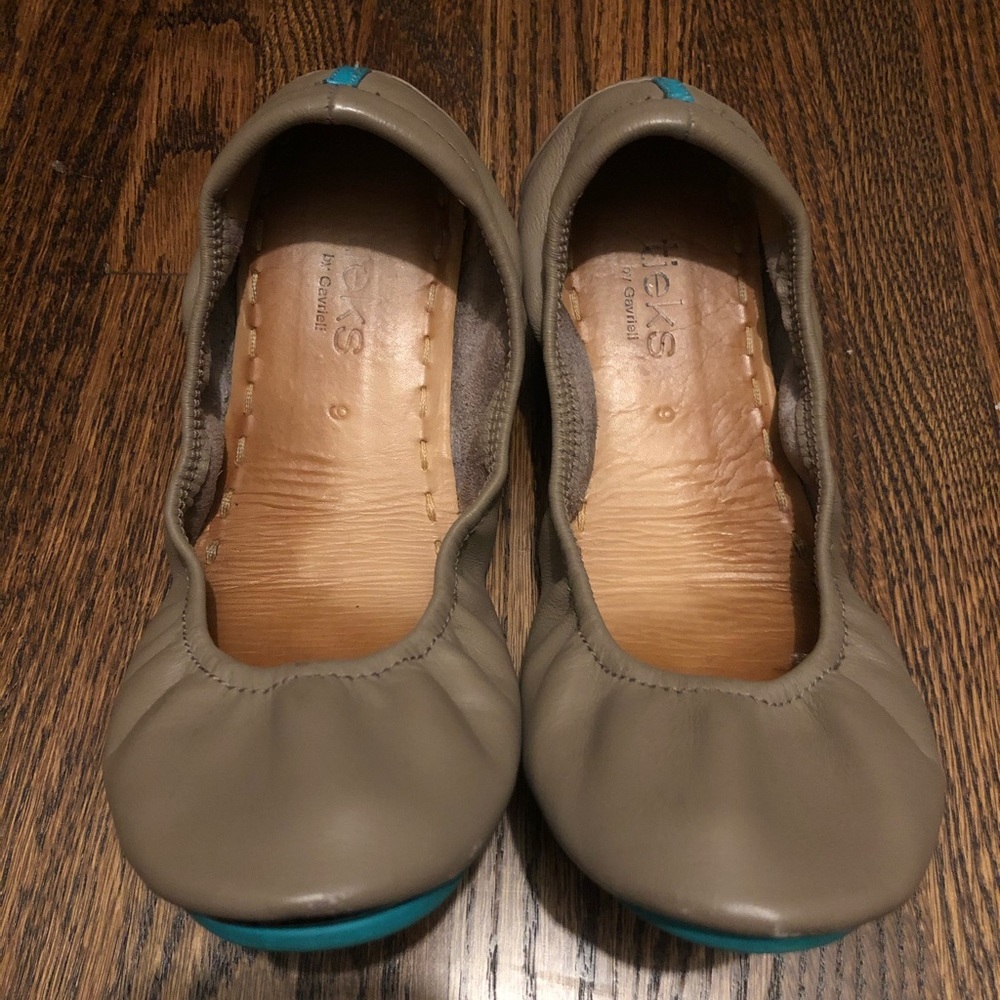 Tieks Classic Taupe